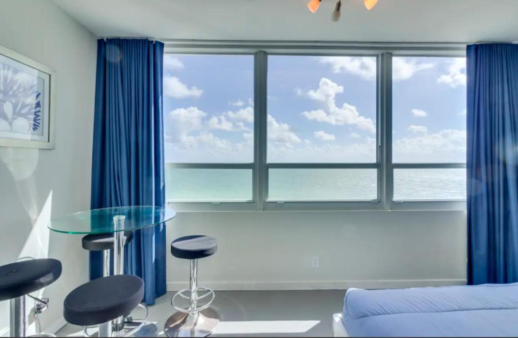 Castle 835 Oceanview Studio On Beach With Pool, Gym, Bars, And Free Parking Villa Miami Beach Kültér fotó